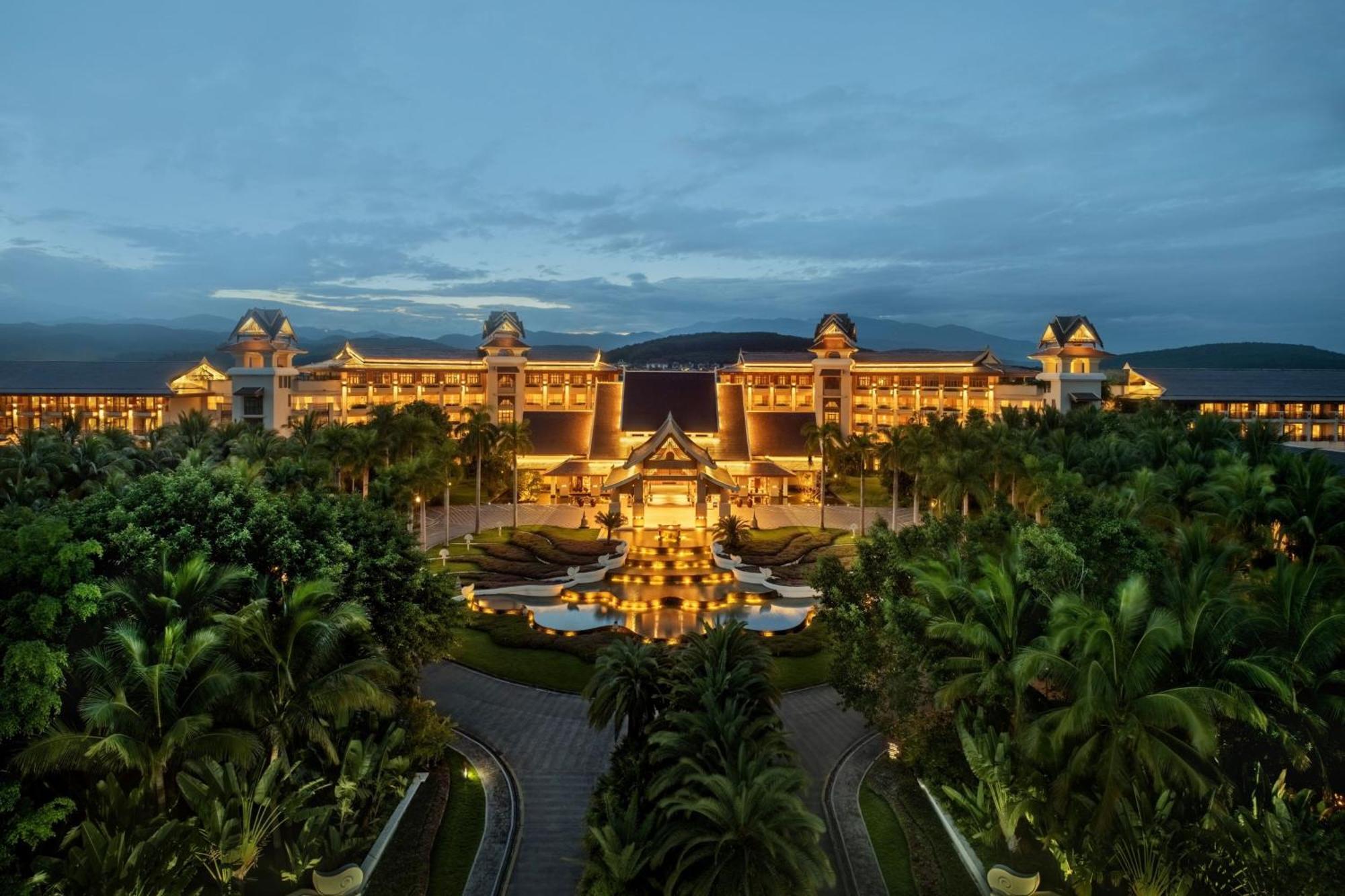 Sheraton Grand Xishuangbanna Hotel Jinghong Dış mekan fotoğraf