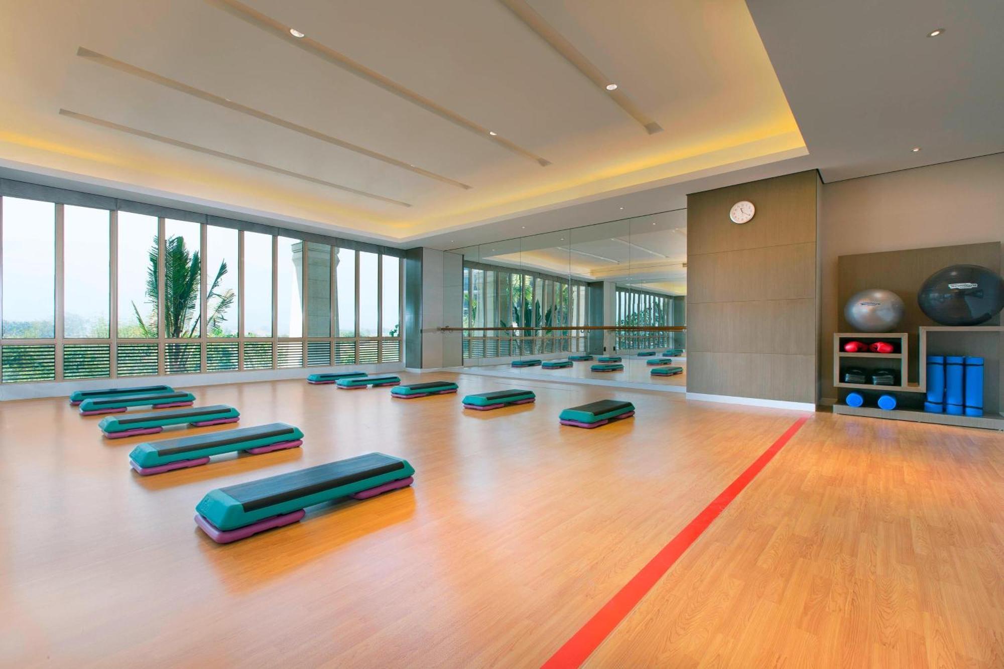 Sheraton Grand Xishuangbanna Hotel Jinghong Dış mekan fotoğraf