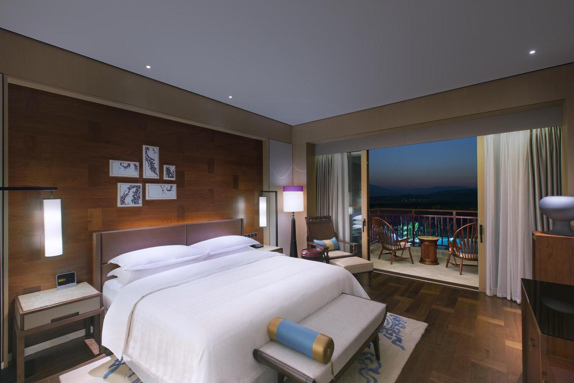 Sheraton Grand Xishuangbanna Hotel Jinghong Dış mekan fotoğraf